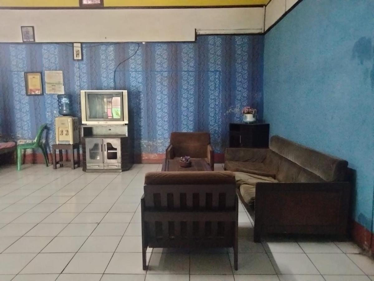 Spot On 92601 Keluarga Hotel 2*