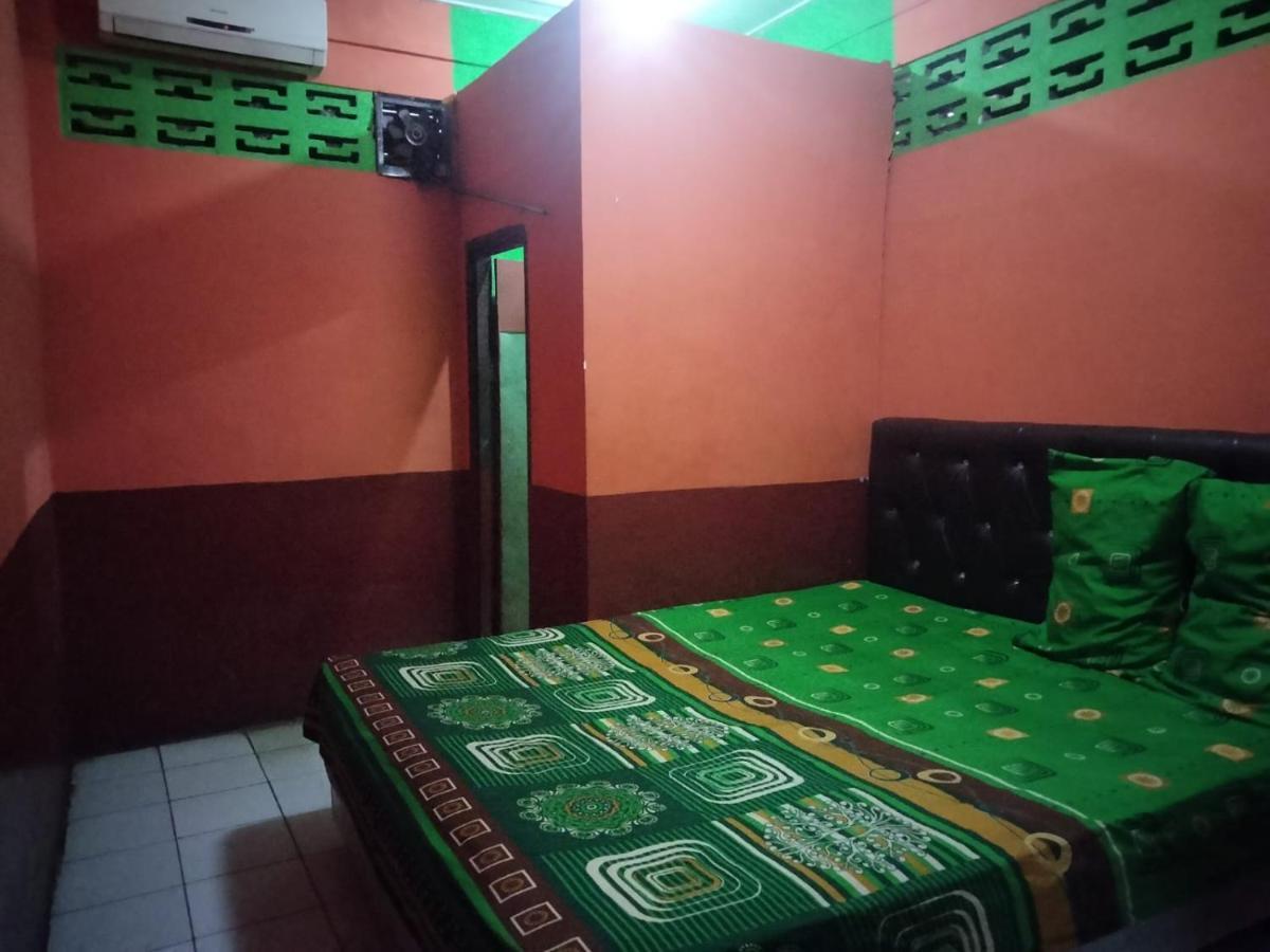 Spot On 92601 Keluarga Hotel