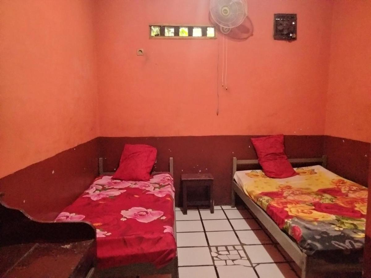 Spot On 92601 Keluarga Hotel Medan