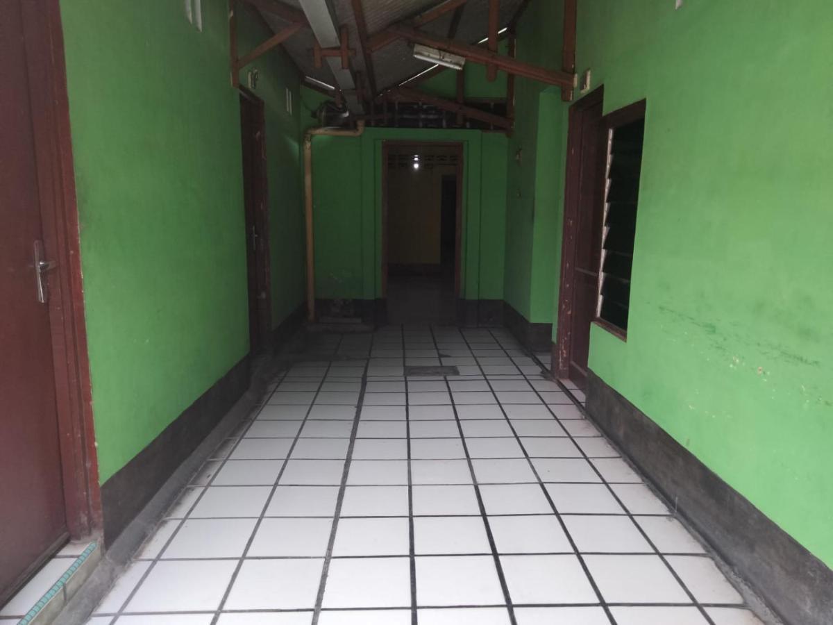 Spot On 92601 Keluarga Medan