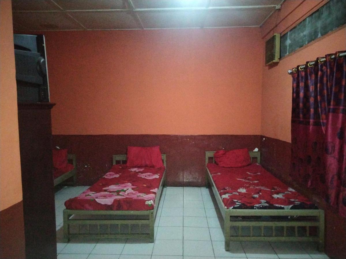 Spot On 92601 Keluarga 2*